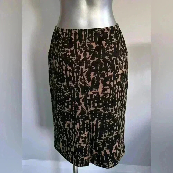 FREE ✅Stretch Knit Skirt - Picture 2 of 14